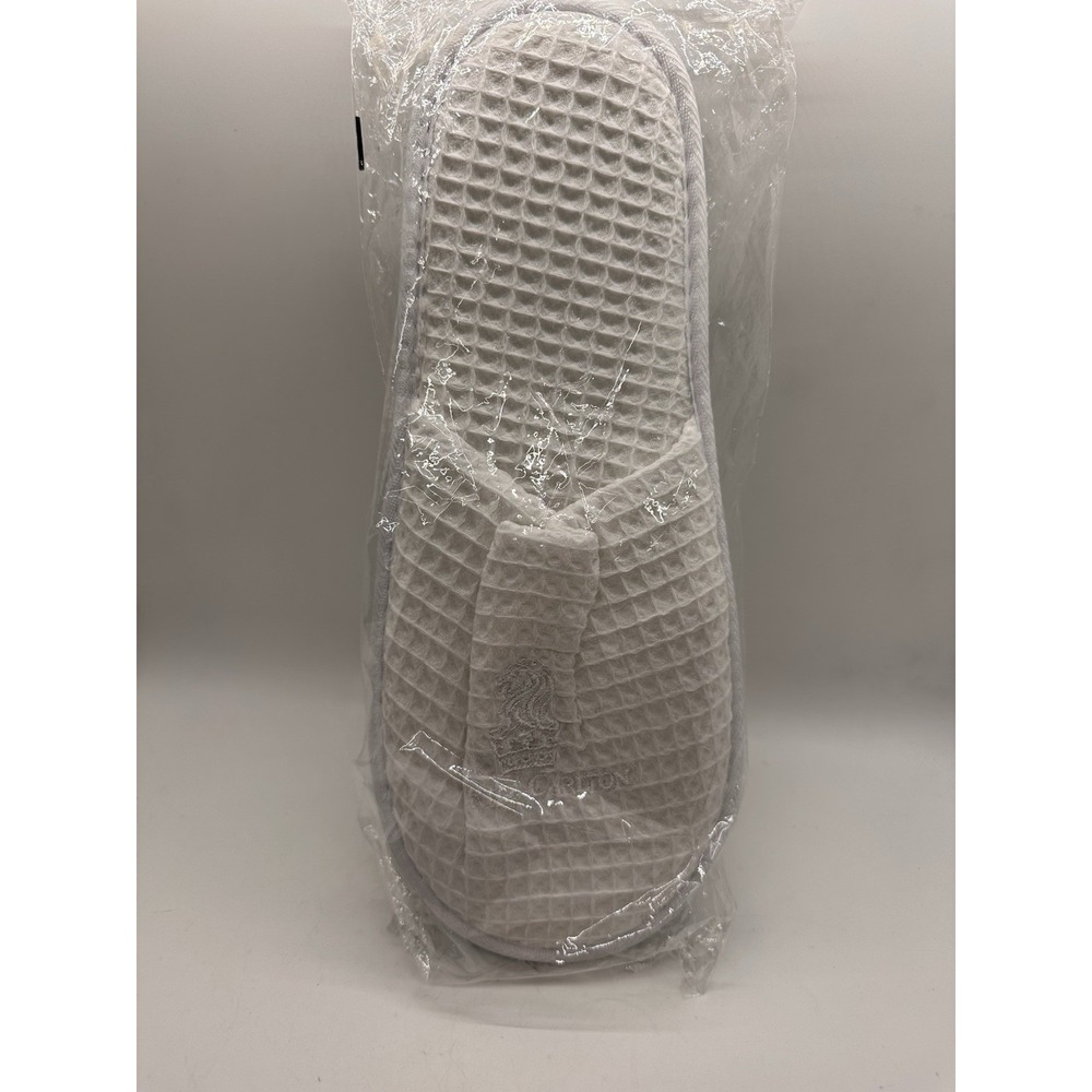 Ritz Carlton Slippers Hotel Spa Unisex One Size White Slip On NEW Sealed